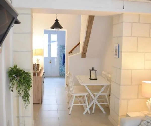 Isla De Tabarca: Casa Trinacria *